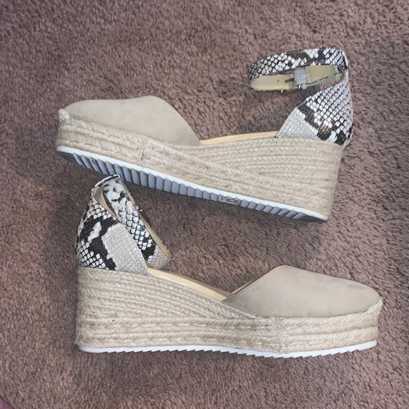 Nine West Espadrille Wedges - Picture 3 of 5